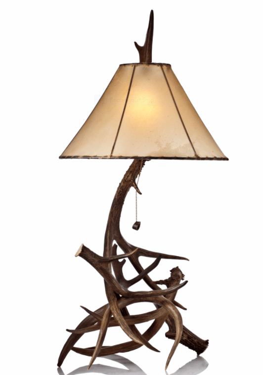 ANTLER LAMP - The Rustic Mile